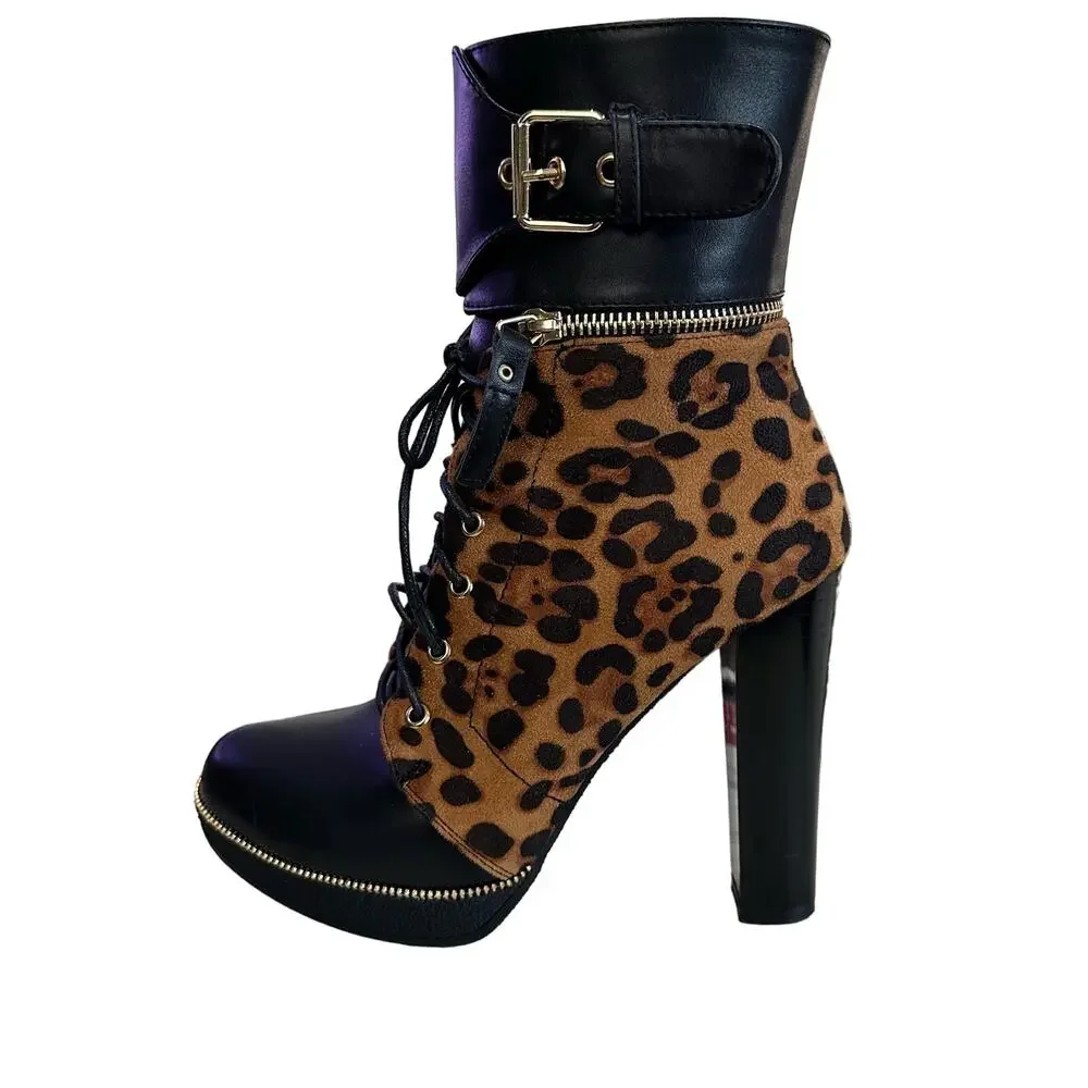 Italina‎ sky high boots 5” heels 1” platform size 8.5 zipper detail. Size zipper